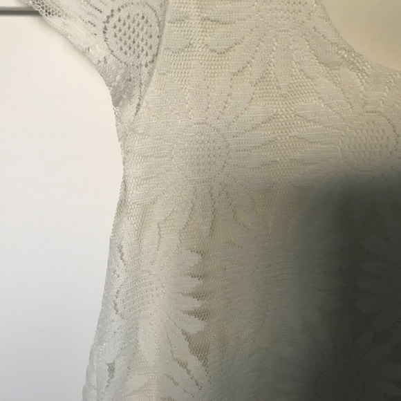 Kimchi Blue Cream Floral Lace Dress - Picture 7 of 14